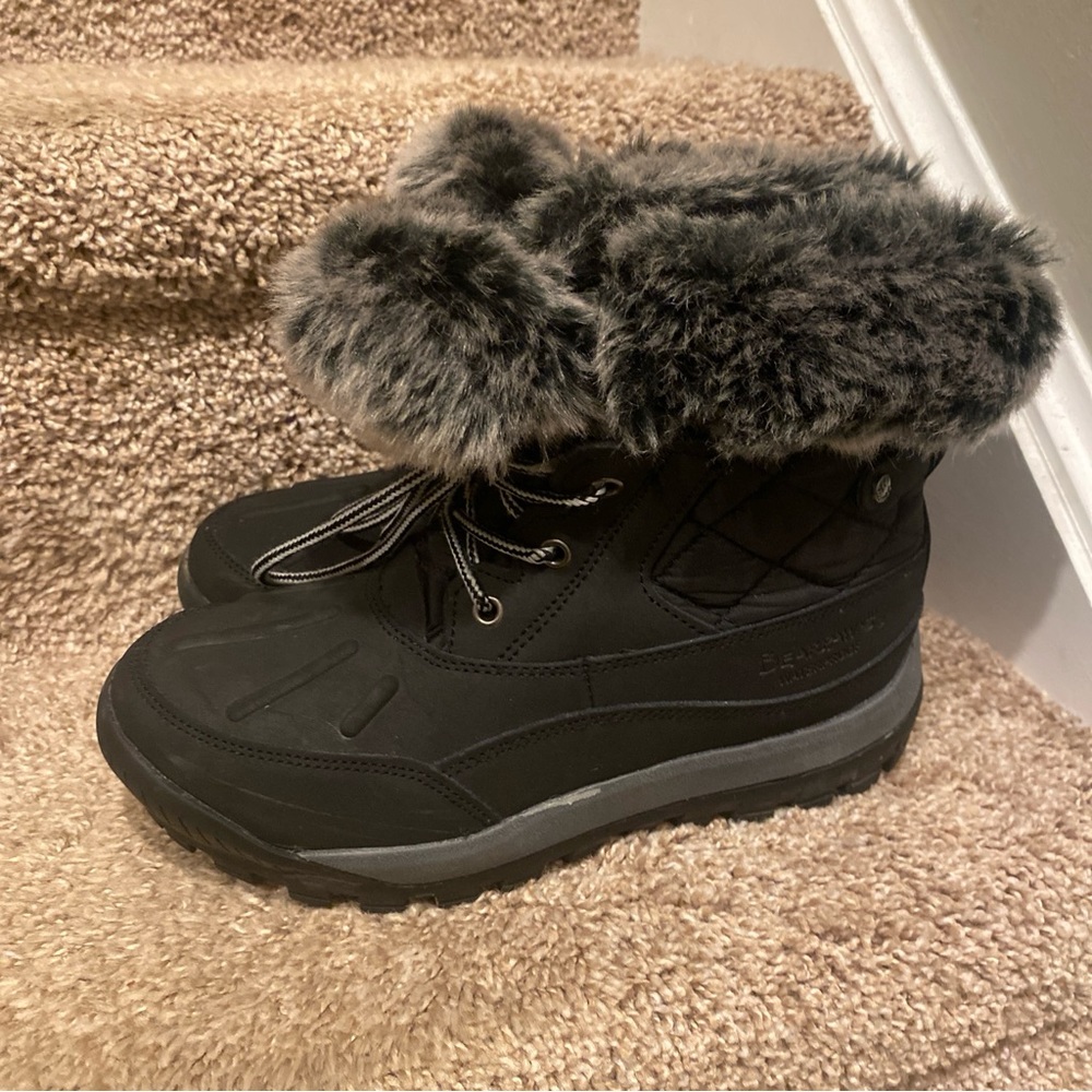 Bearpaw Becka Faux Fur Collar Boot sz 6 excellent condition